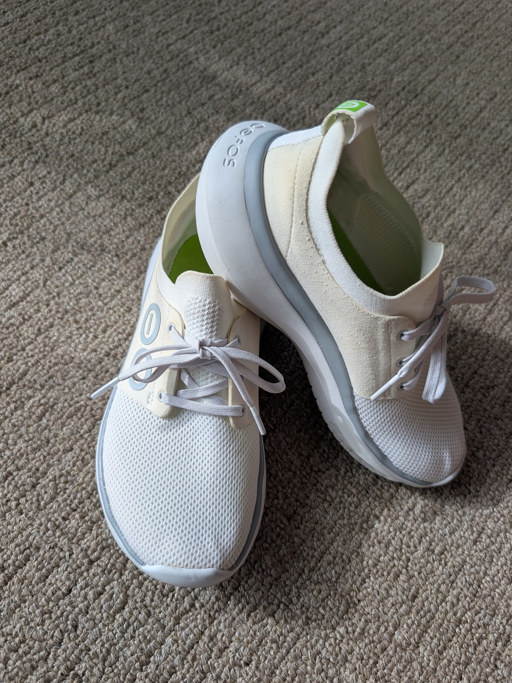Oofos Women's Oomy Stride